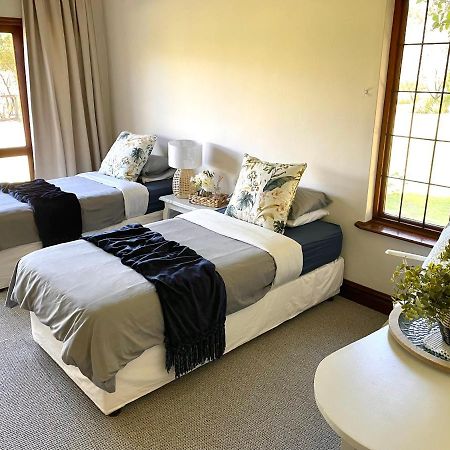 Porterfield Guest House, Champagne Valley Bagian luar foto