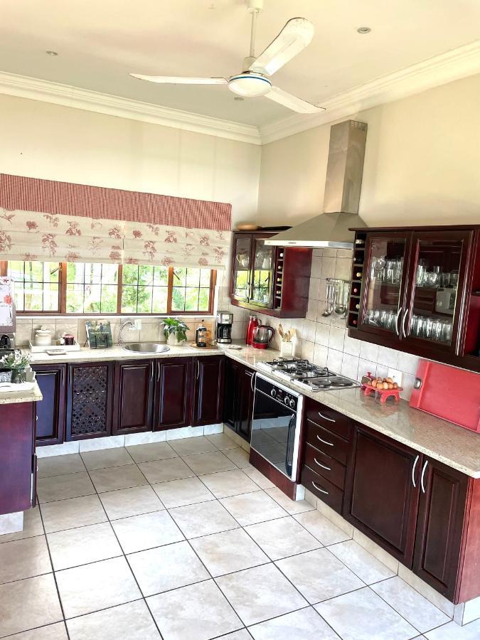 Porterfield Guest House, Champagne Valley Bagian luar foto