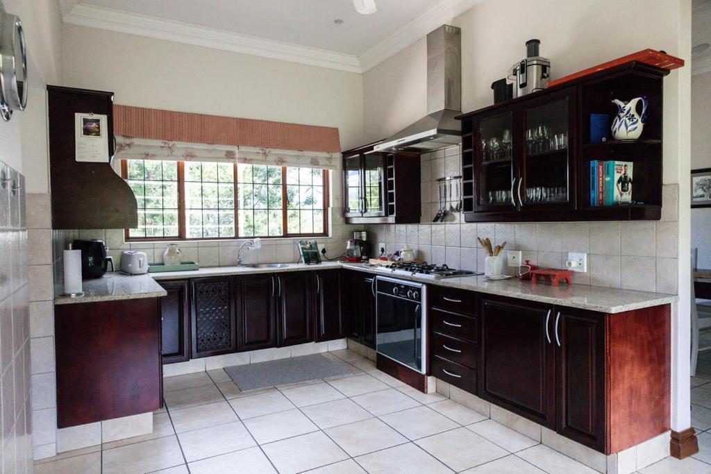 Porterfield Guest House, Champagne Valley Bagian luar foto